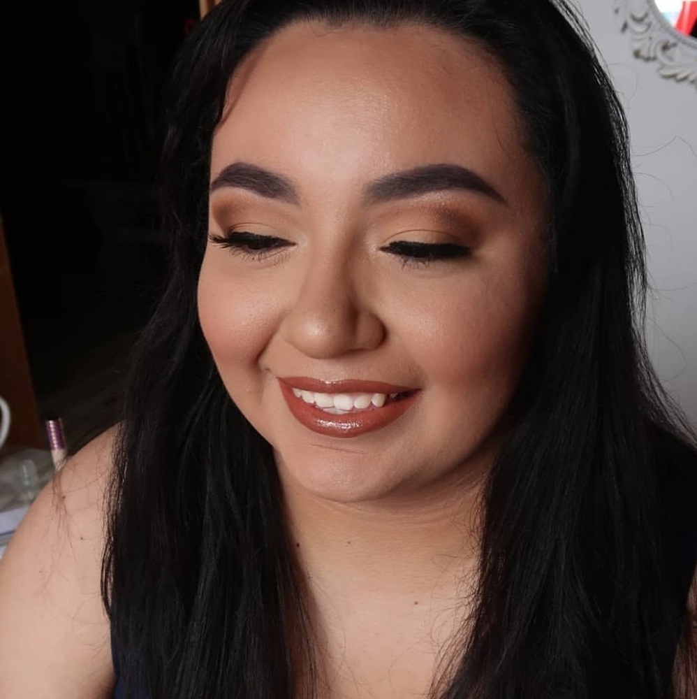 Meet your Posher, Gabriela